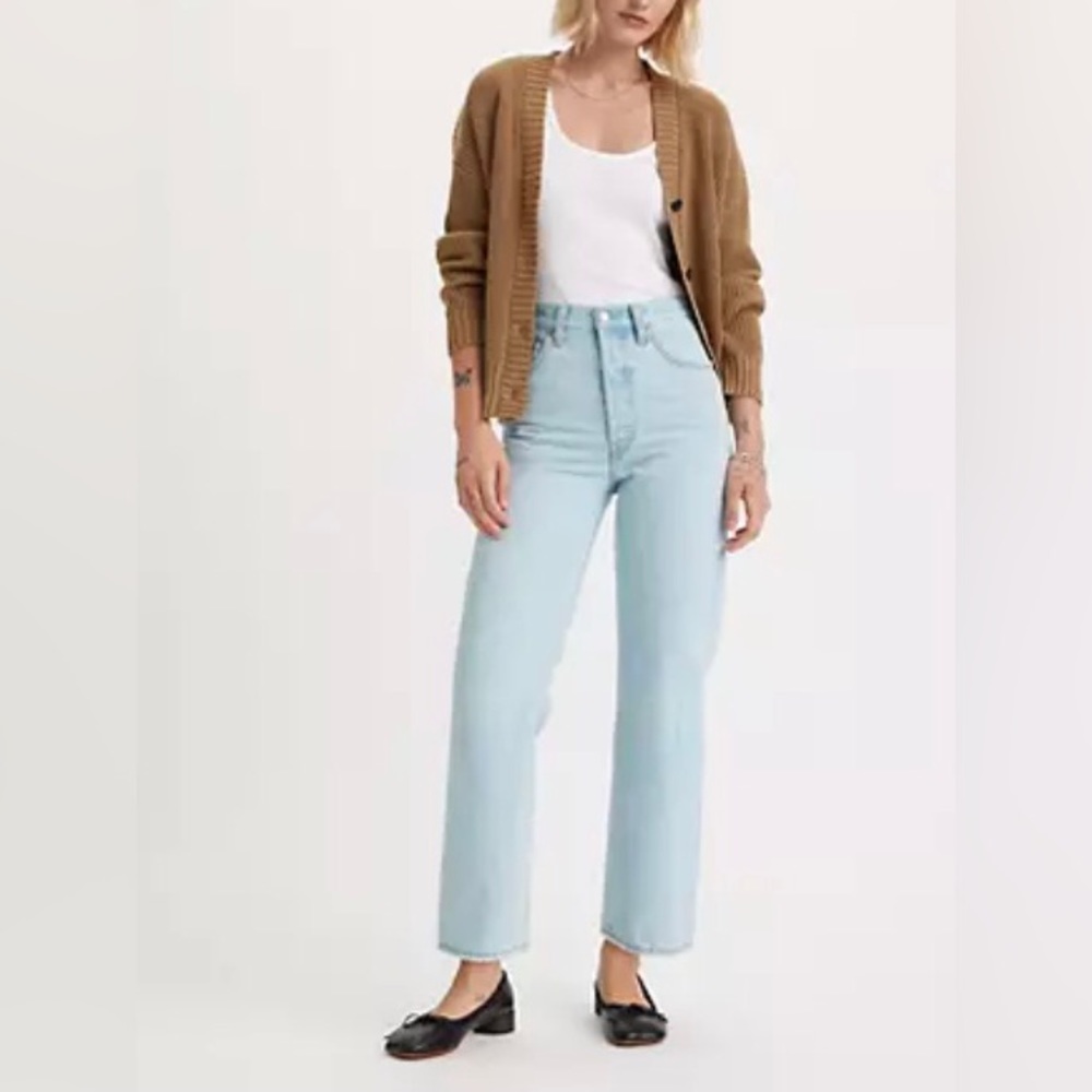 Levi's® Premium Ribcage Straight Ankle Womans Jeans Light Wash Size 31